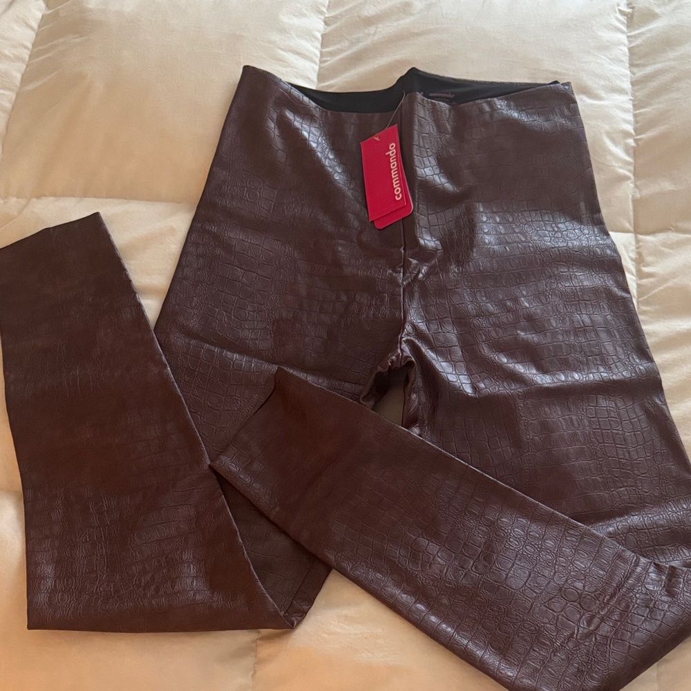 Commando Chocolate Croc-Embossed Leggings